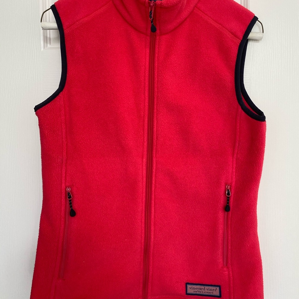 Vineyard Vines Pink Fleece Vest, size Small